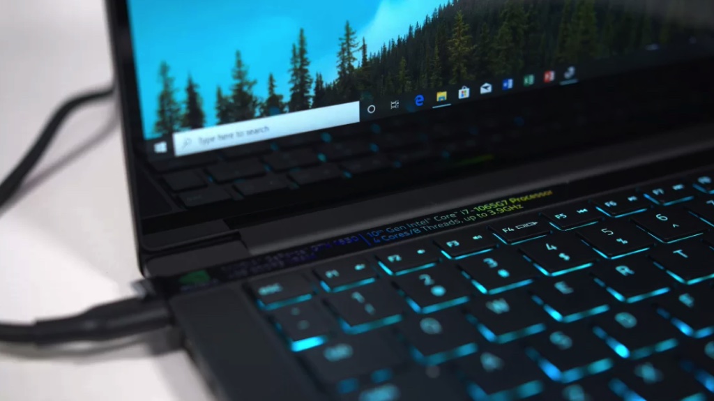 Linux Kernel 5.19.12 có thể làm hỏng màn hình laptop dùng chip Intel