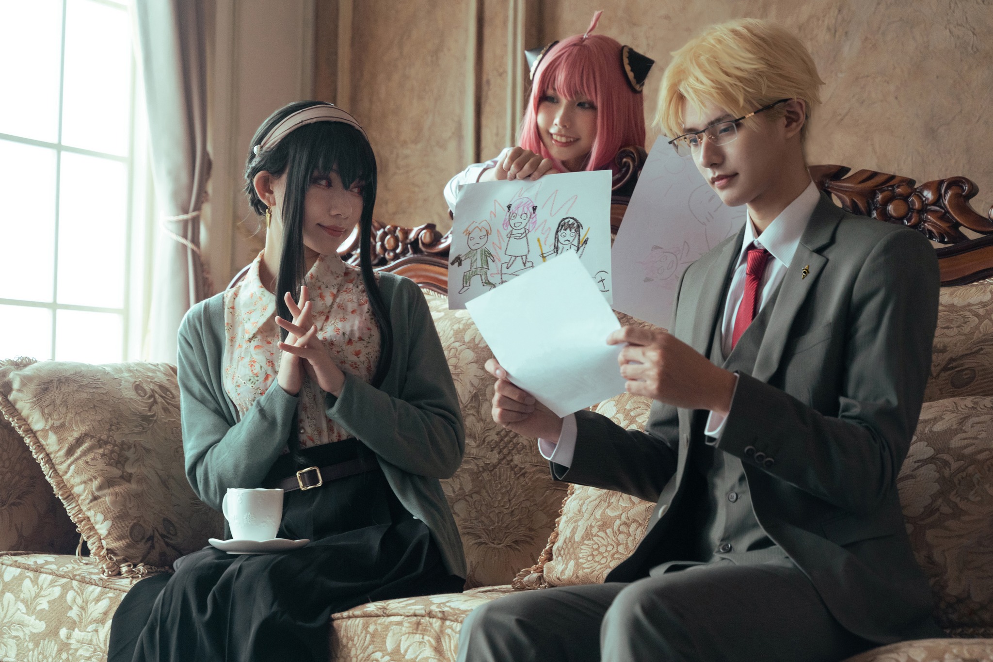 Sốc với loạt ảnh cosplay Spy X Family Yor, Loid, Anya phong cách châu Á!