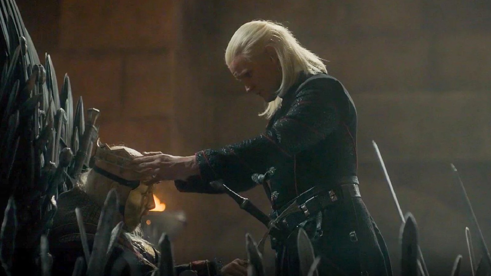 Cảnh phim hay nhất của House Of The Dragons tập 8 là do diễn viên “tự biên tự diễn”?