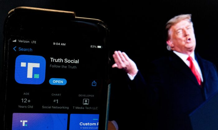 Mạng xã hội Truth Social của Cựu Tổng thống Trump được cấp phép lên Google Play Store