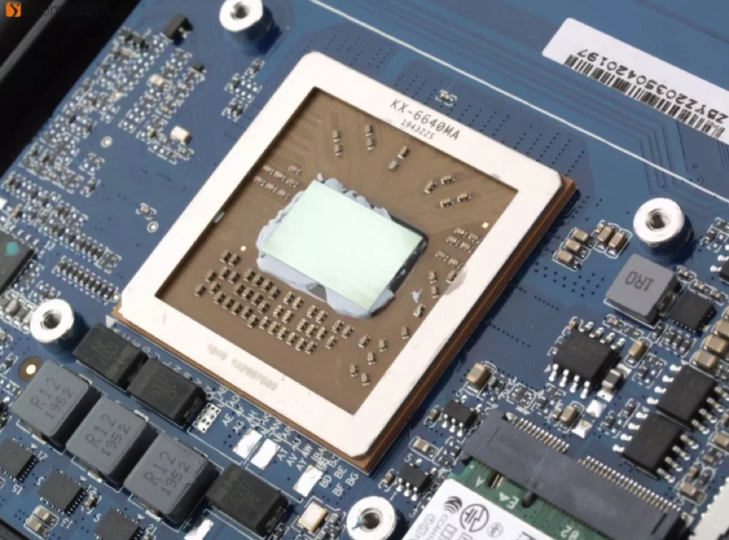 Nga "cay cú" khi phát hiện 40% chip nhập khẩu từ Trung Quốc bị lỗi