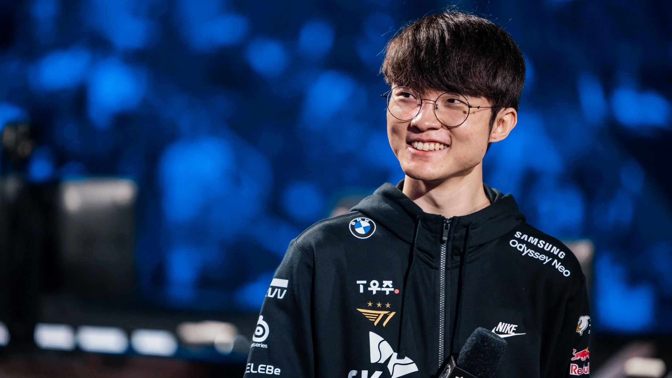 T1 Faker: "Tôi chưa bao giờ rời đi"