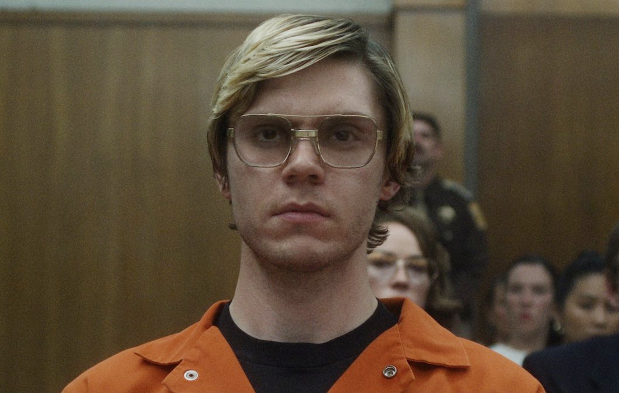 Series Jeffrey Dahmer sẽ được làm thêm 2 Season nữa nói về những kẻ sát nhân nổi tiếng khác