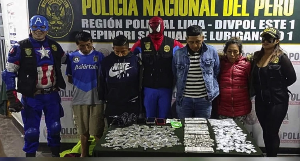 Cảnh sát cosplay loạt siêu anh hùng Marvel bắt tội phạm ma tuý khét tiếng