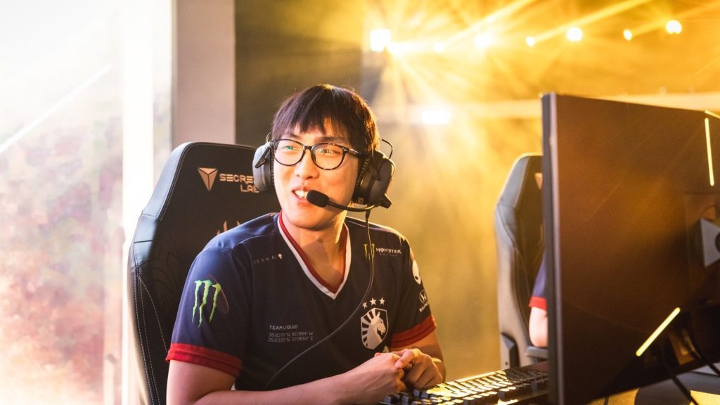 Doublelift chê trách Champions Queue tệ không khác gì Solo Queue