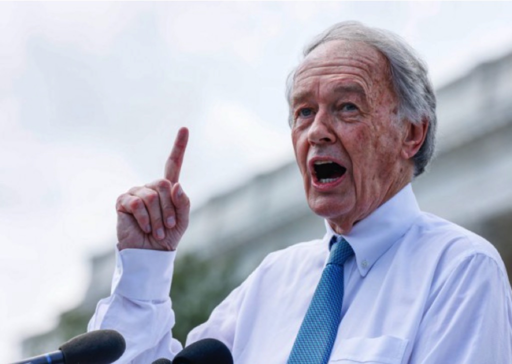 Thượng nghị sĩ Mỹ cảnh báo Elon Musk về cách quản lý Twitter