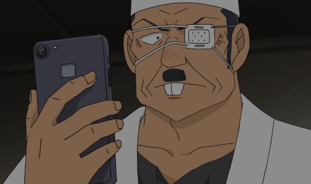 Spoiler Conan 1104: Rum xuất hiện trong trang phục màu đen cùng một người 'lạ mặt'