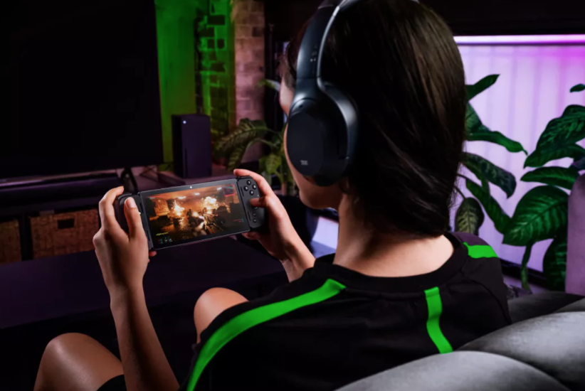 Máy chơi game di động Razer Edge sẽ được ra mắt trong tháng này