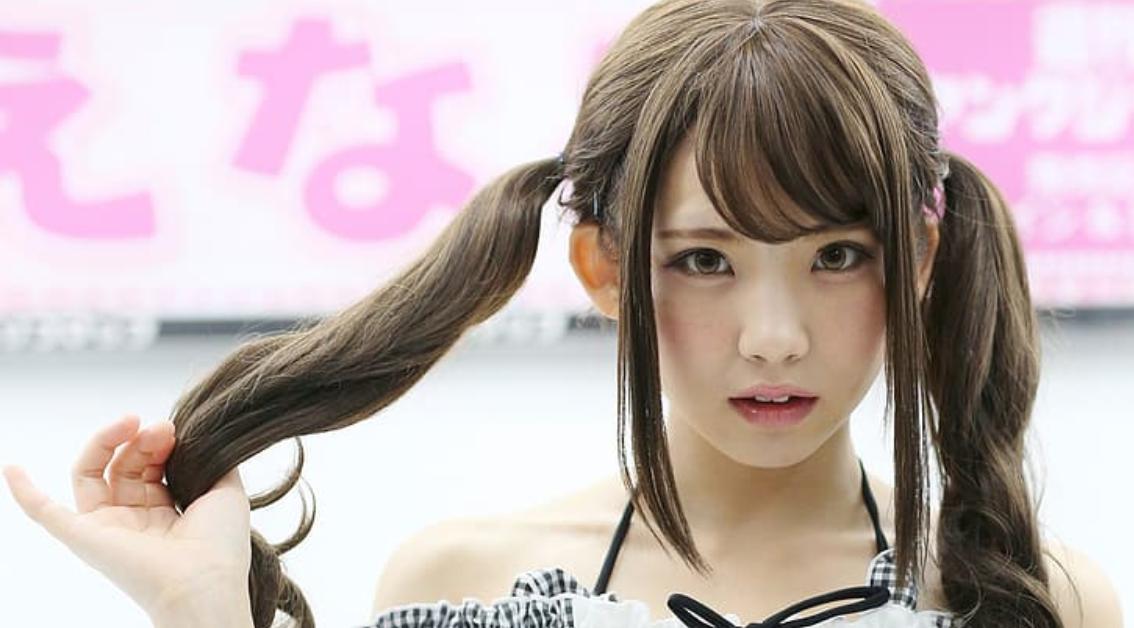 HOT: Nữ cosplayer TOP 1 Nhật Bản 'lương' 35 tỷ đồng mỗi năm!