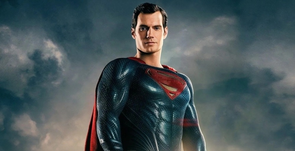 Warner Bros đã từng có ý định thay thế Henry Cavill trong vai Superman kể từ năm 2018