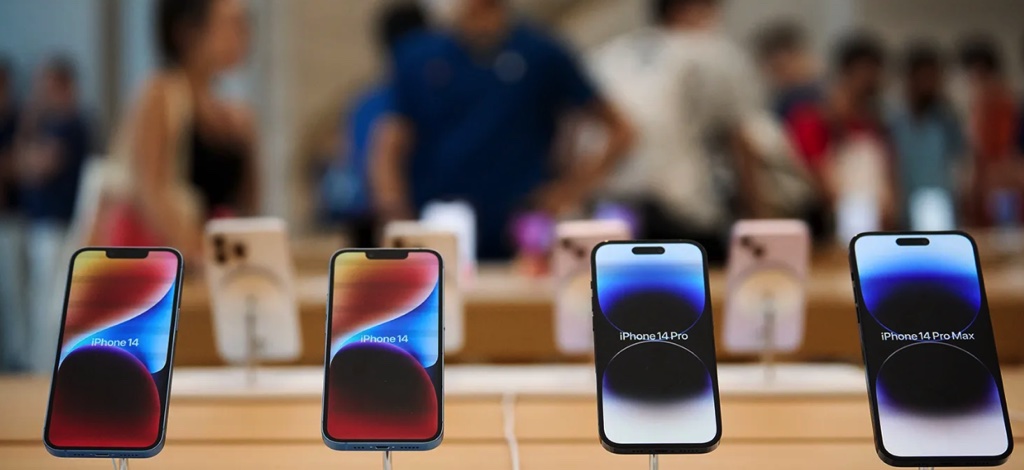 Apple bắt đầu sản xuất màn hình micro-LED cho iPhone và Apple Watch