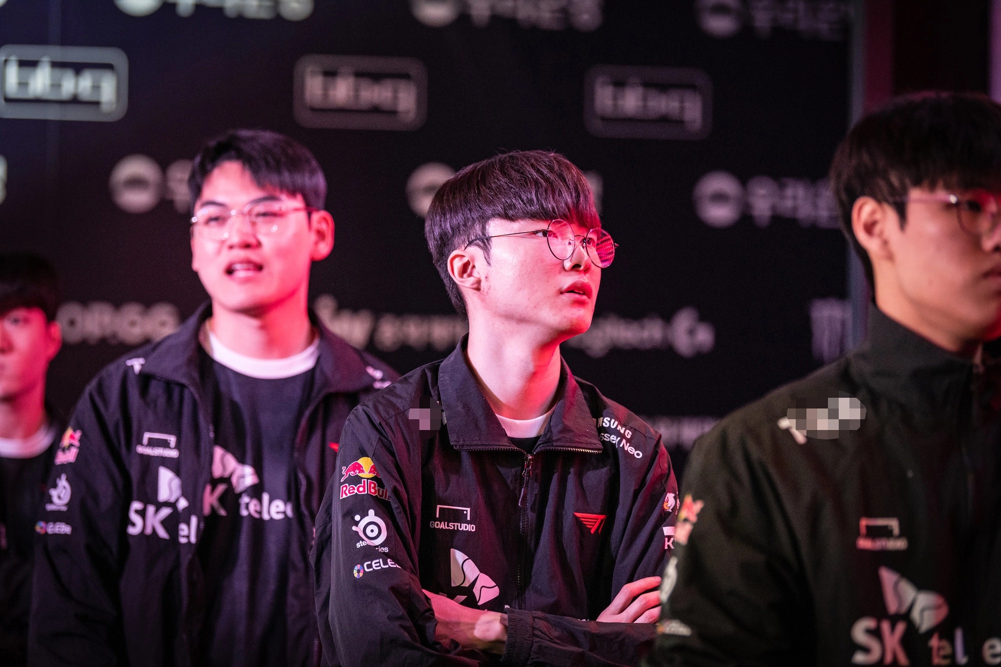 LMHT: Fan phát hiện Faker vẫn còn gặp chấn thương trong quá trình thi đấu