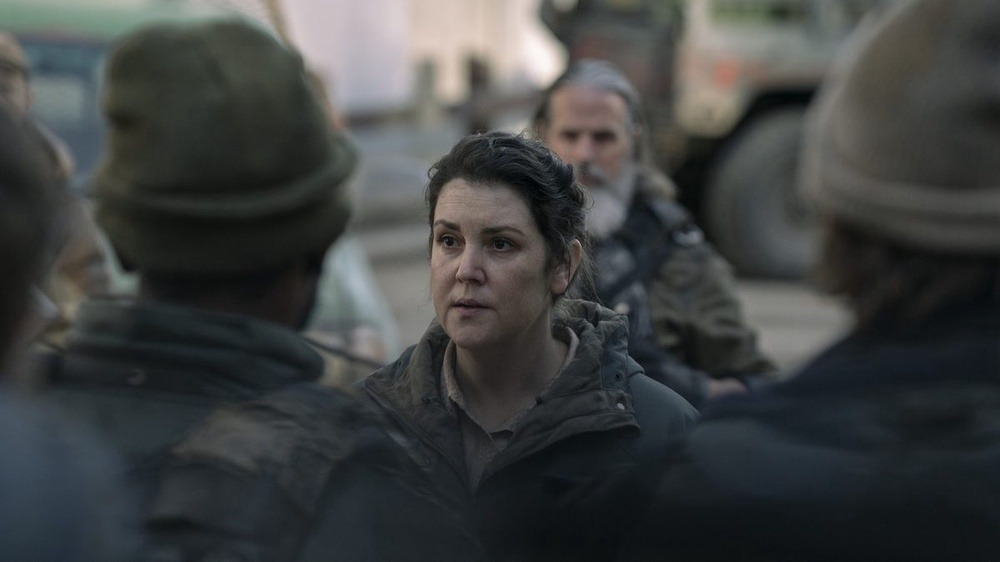 The Last of Us Tập 4: Thứ gì nằm bên dưới nhà kho của phe Hunters?