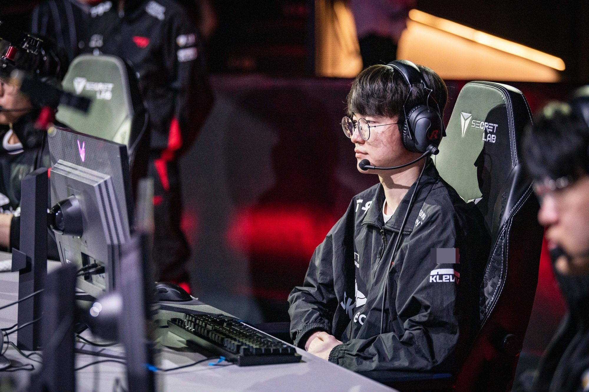 LMHT: Oner hé lộ Faker là tuyển thủ đi trễ nhiều nhất, phải nộp phạt hơn 9 triệu đồng