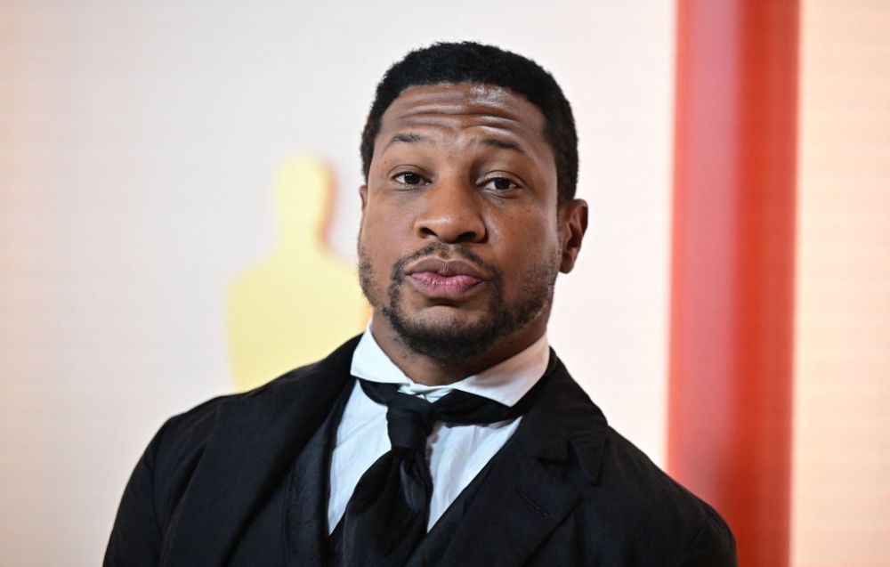 Jonathan Majors - Diễn viên đóng vai Kang vừa bị bắt tại New York với  cáo buộc tấn công và quấy rối người khác