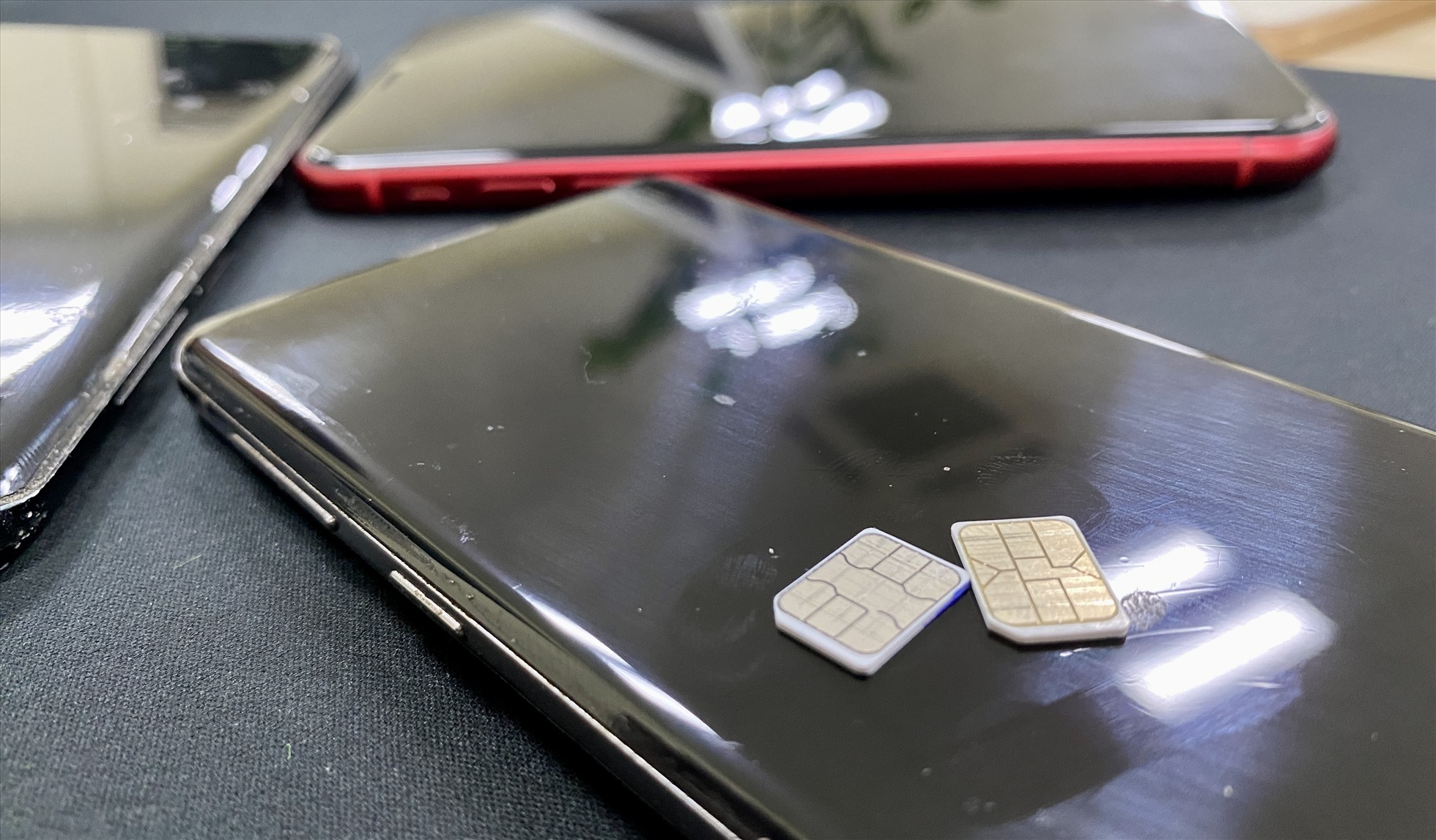 Hướng dẫn cách đăng ký thuê bao chính chủ để không bị khoá SIM trước ngày 31/3