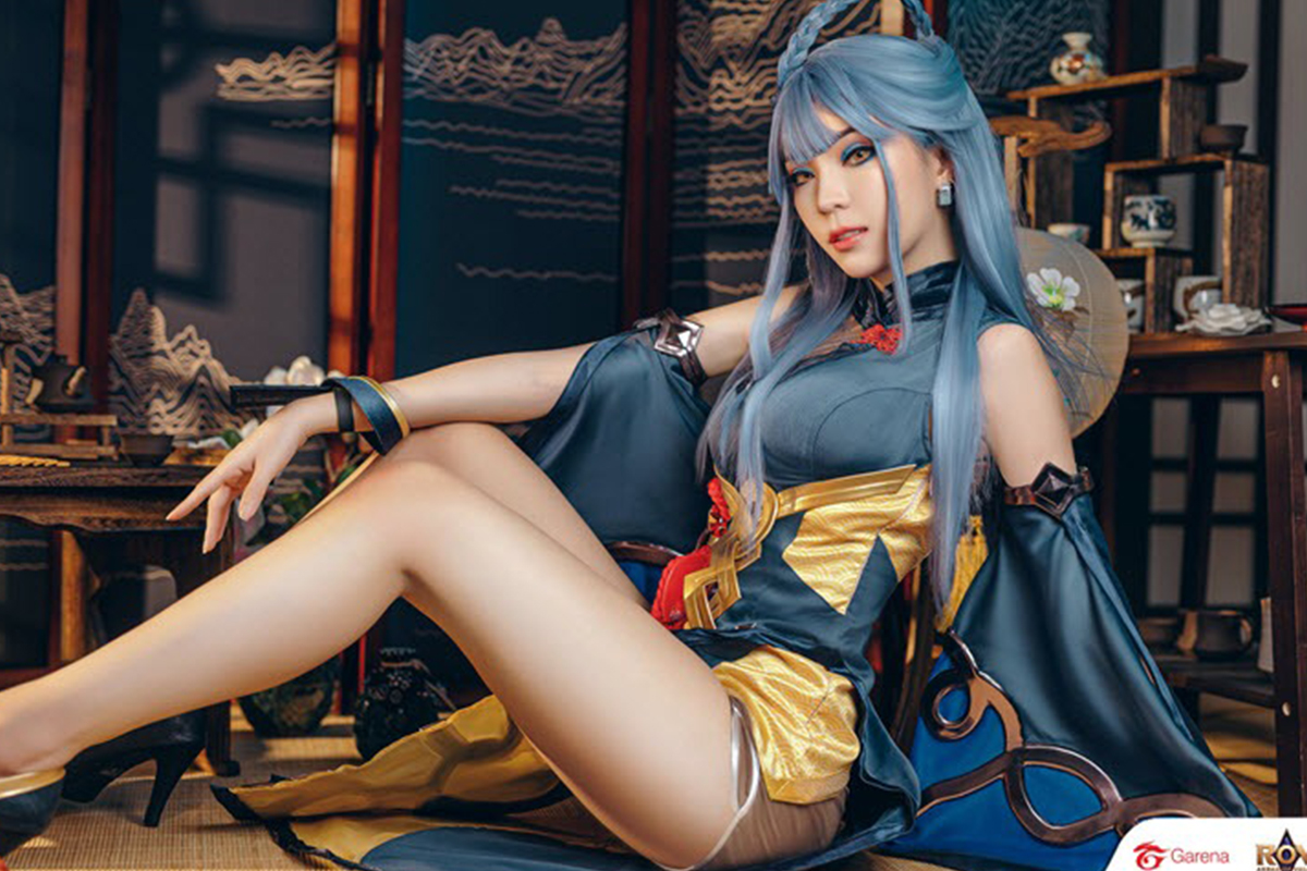 Liên Quân Mobile: Chiêm ngưỡng bộ cosplay Yue thần thái không thua kém gì phiên bản gốc