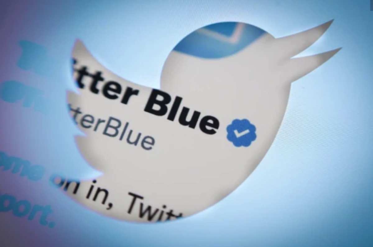 Twitter bắt đầu xoá tích xanh đối với các tài khoản không trả phí