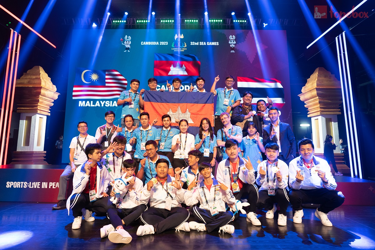 SEA Games 32: Campuchia hoàn thành cú đúp Huy chương Vàng Attack Online 2