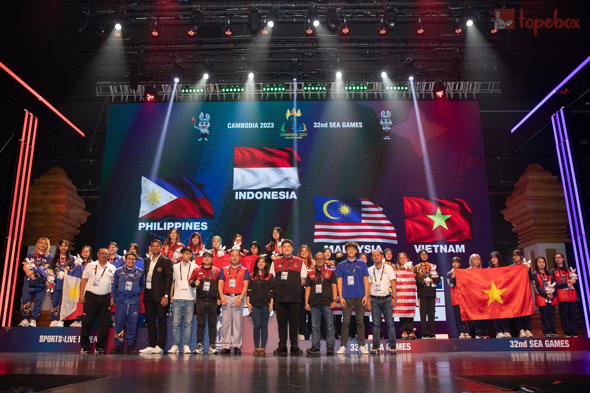 SEA Games 32: Loạt ảnh đầy cảm xúc của Mobile Legends: Bang Bang nữ, PUBG Mobile mở màn