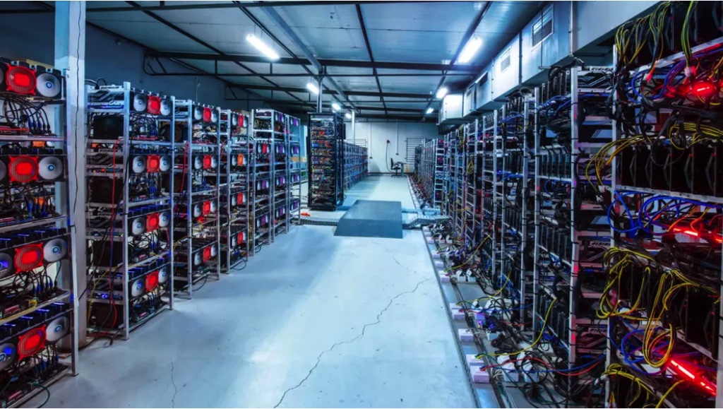 Các công ty đào tiền ảo tái sử dụng GPU trong bối cảnh thiếu phần cứng đào tạo AI