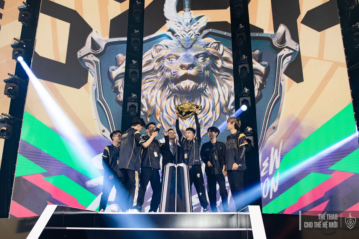 Chung kết Đấu trường Danh vọng Mùa xuân 2023 - Saigon Phantom trở thành Nhà vua Liên Quân thế hệ mới, xác lập kỷ lục 6 lần vô địch quốc nội