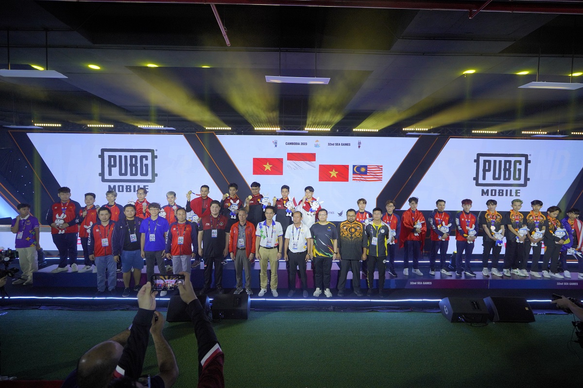 SEA Games 32: PUBG Mobile Indonesia giữ lại HCV, hai team Việt Nam giành hai Huy chương