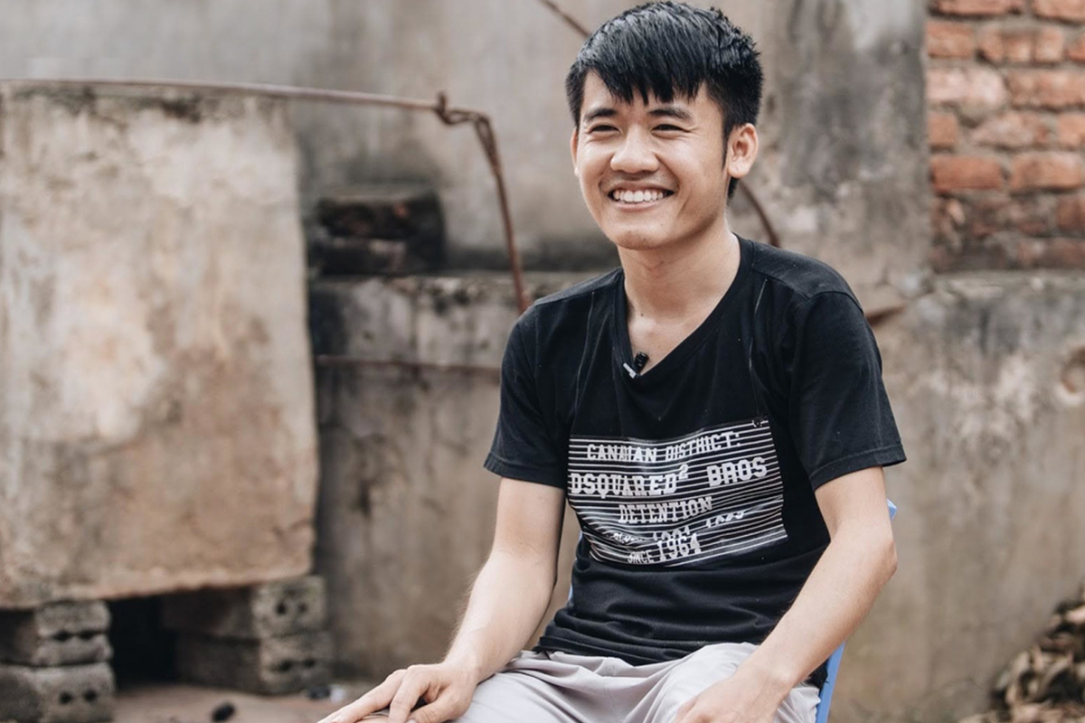 Quản lý thị trường chính thức nhập cuộc trước nghi vấn Hưng Vlog bán mật ong giả