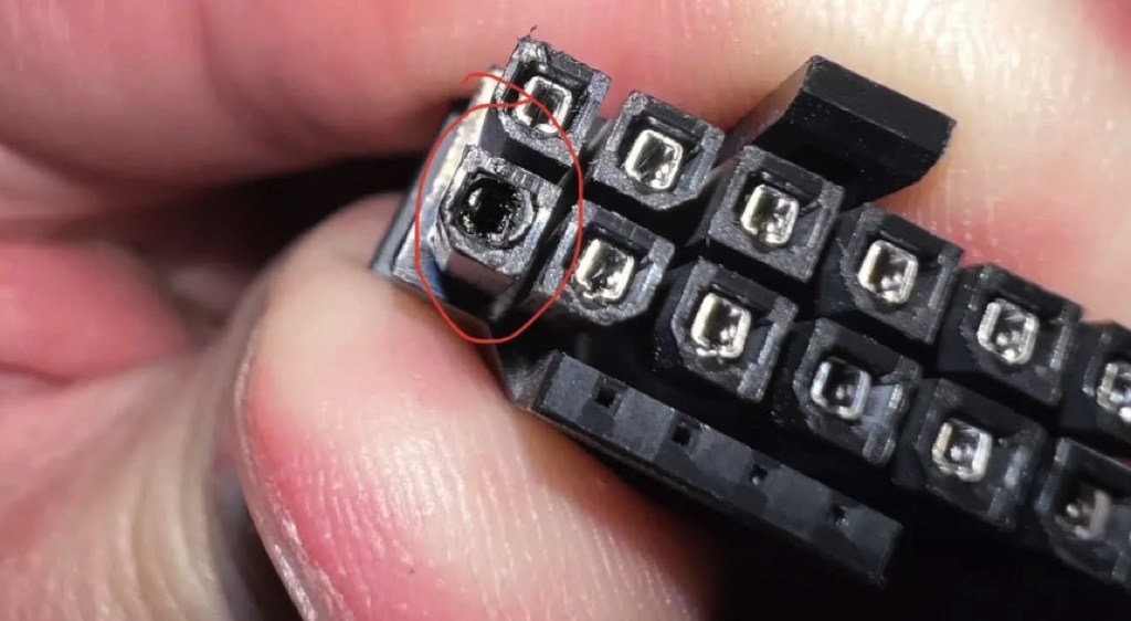 Sự cố cháy đầu nối nguồn GeForce RTX 4090 vẫn chưa được giải quyết