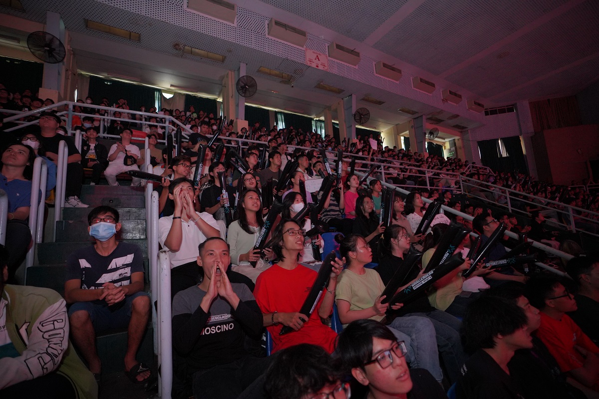 VALORANT: Hàng nghìn người đến theo dõi Playoffs VCT Challengers Vietnam Split 2