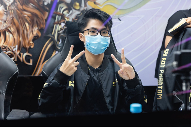 Liên Quân Mobile SGP Lai Bâng bất ngờ nhận án phạt 20 triệu đồng từ