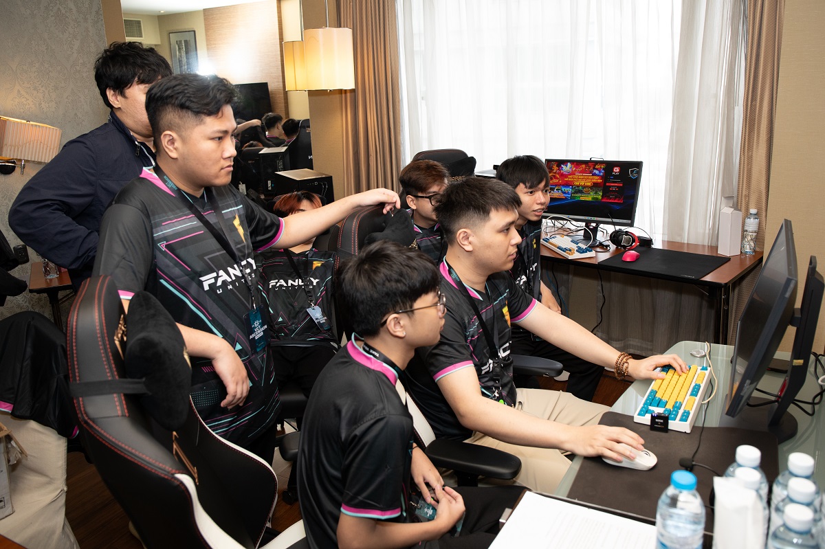 Huấn luyện viên Kawa hé lộ nguyên nhân đằng sau thất bại của Fancy United trước NAOS Esports