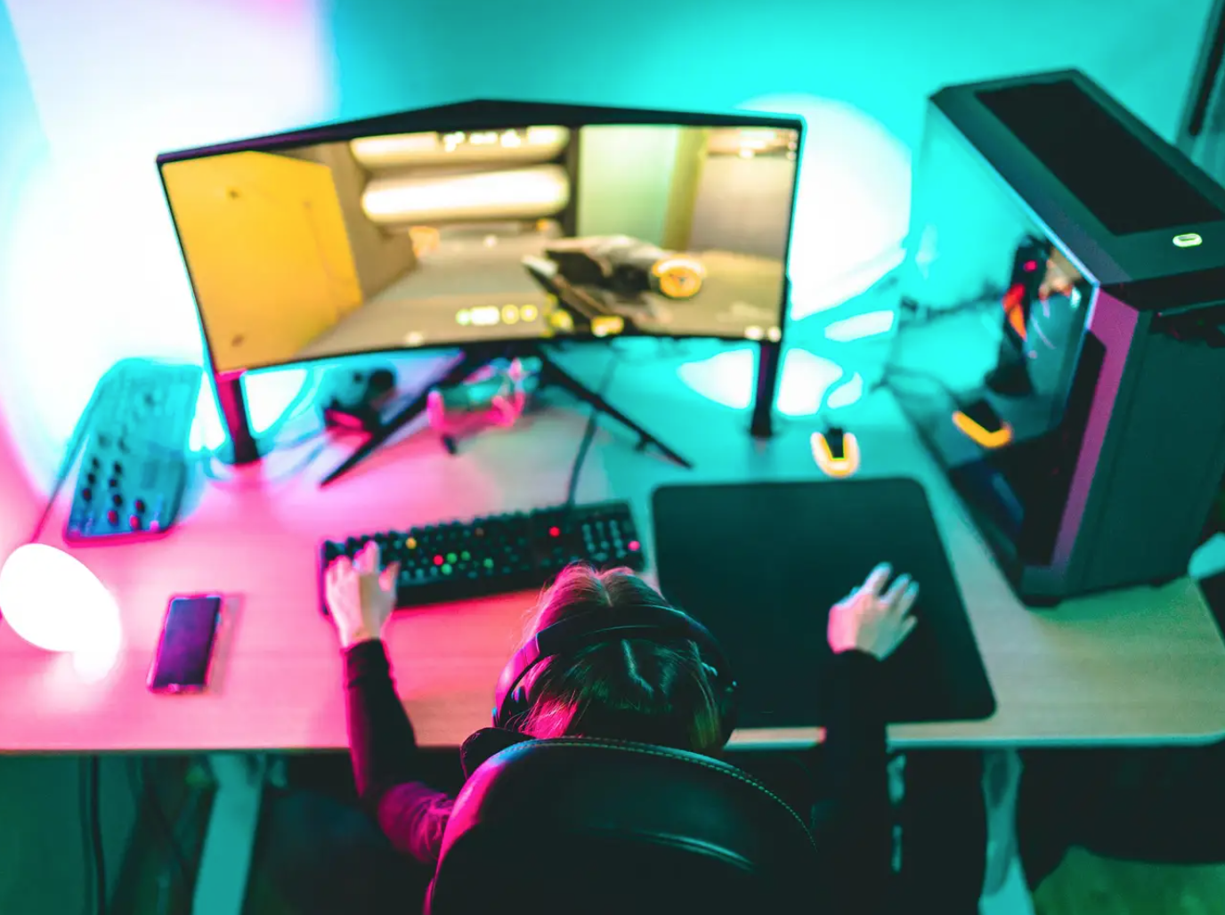 Hậu quả khôn lường khi trẻ em tiếp xúc với game quá sớm