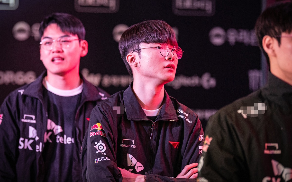 T1 Faker: "Tôi vẫn cần theo dõi tình trạng của cánh tay, nên tôi tin rằng mình chỉ có 50% phong độ"