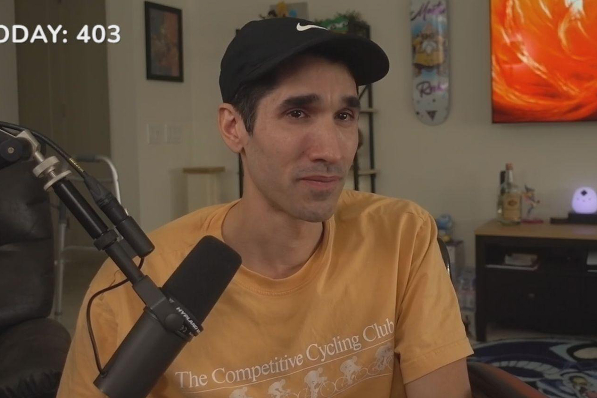 Nam streamer vỡ òa xúc động khi được fan giúp đỡ khi phải đối mặt với viện phí 1,4 tỷ đồng