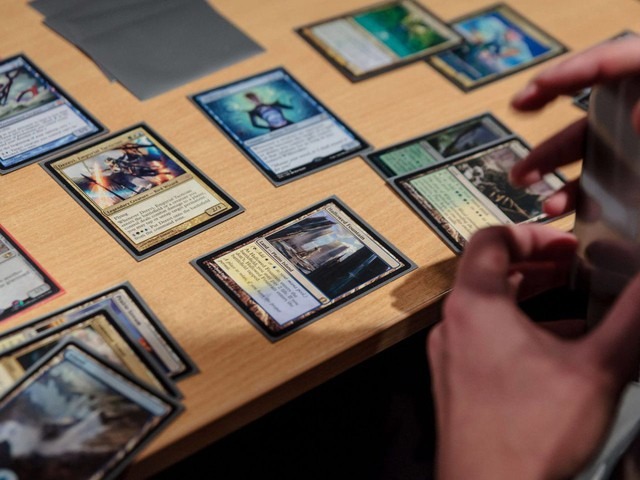 Chủ tiệm thẻ bài mắc sai lầm chỉ mạng khiến toàn bộ sản phẩm mất đi hoàn toàn giá trị