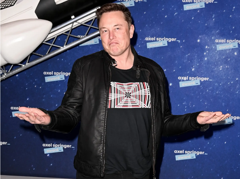 Xuất hiện tại giải Valorant, Elon Musk bị khán giả chê bai và yêu cầu mang Twitter trở lại