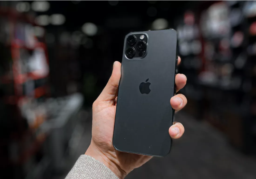 iPhone 14 Pro Max là mẫu điện thoại bán chạy nhất trong nửa đầu năm 2023