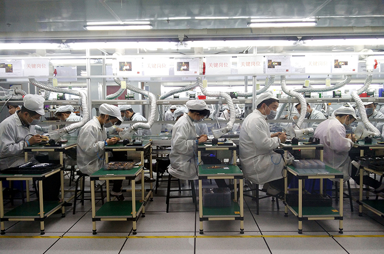 Foxconn trả lương công nhân lắp ráp smarphone Huawei cao hơn iPhone 
