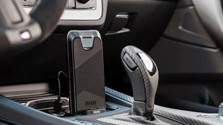 Cảnh báo: Sạc không dây của BMW làm hỏng chip NFC của iPhone 15 