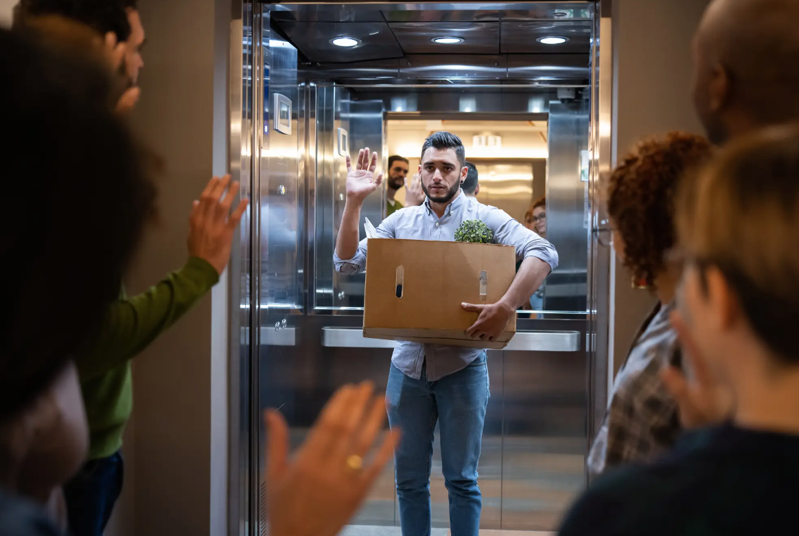 CEO "hứng gạch" vì thay thế 90% nhân viên chăm sóc khách hàng bằng chatbot AI