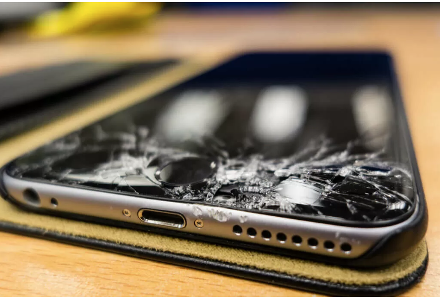 Màn hình điện thoại tự phục hồi vết xước sẽ xuất hiện vào năm 2028