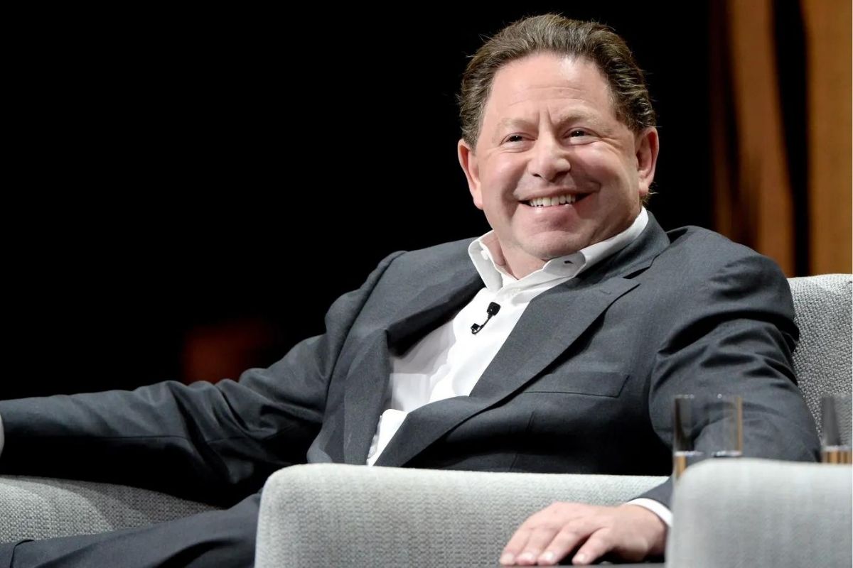 Bobby Kotick sẽ rời Activision vào cuối năm 2023 sau khi nhận được một khoản lương "béo bở"