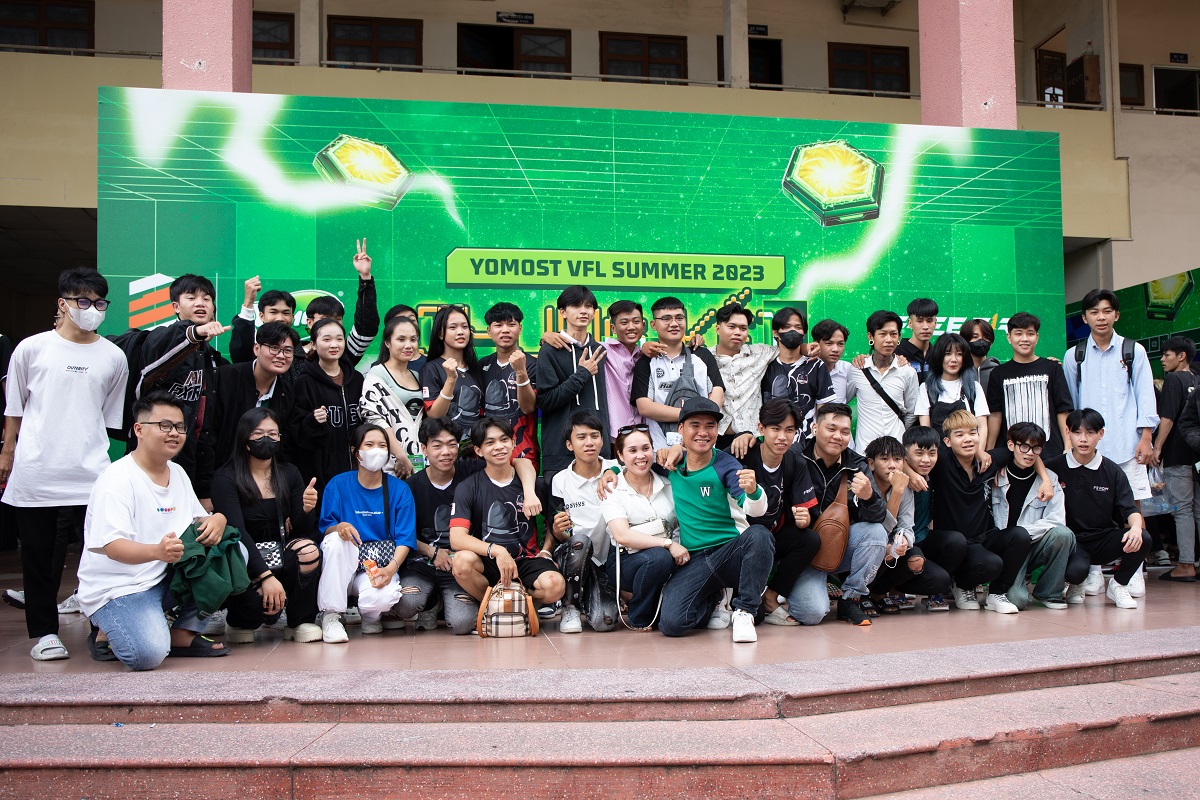 Toàn cảnh ngày thi đấu thứ ba Chung kết Yomost VFL Summer 2023 - chế độ Sinh Tồn