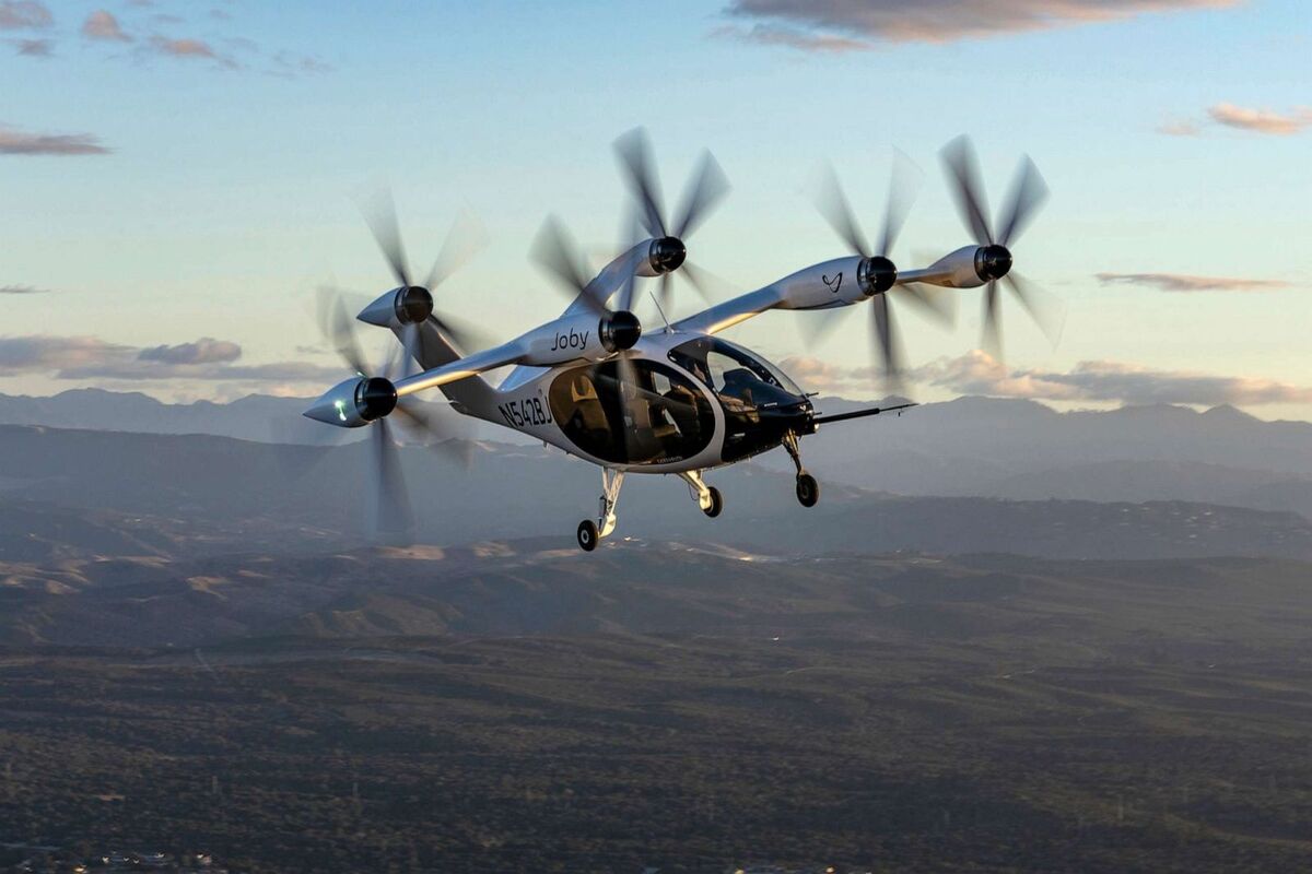 Trung Quốc trở thành quốc gia đầu tiên cấp phép cho taxi bay tự hành