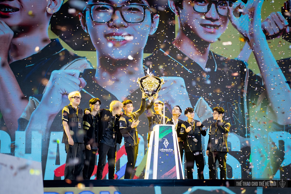 Chung kết Đấu Trường Danh Vọng Mùa Đông 2023 chứng kiến Saigon Phantom lập kỷ lục vô địch quốc nội