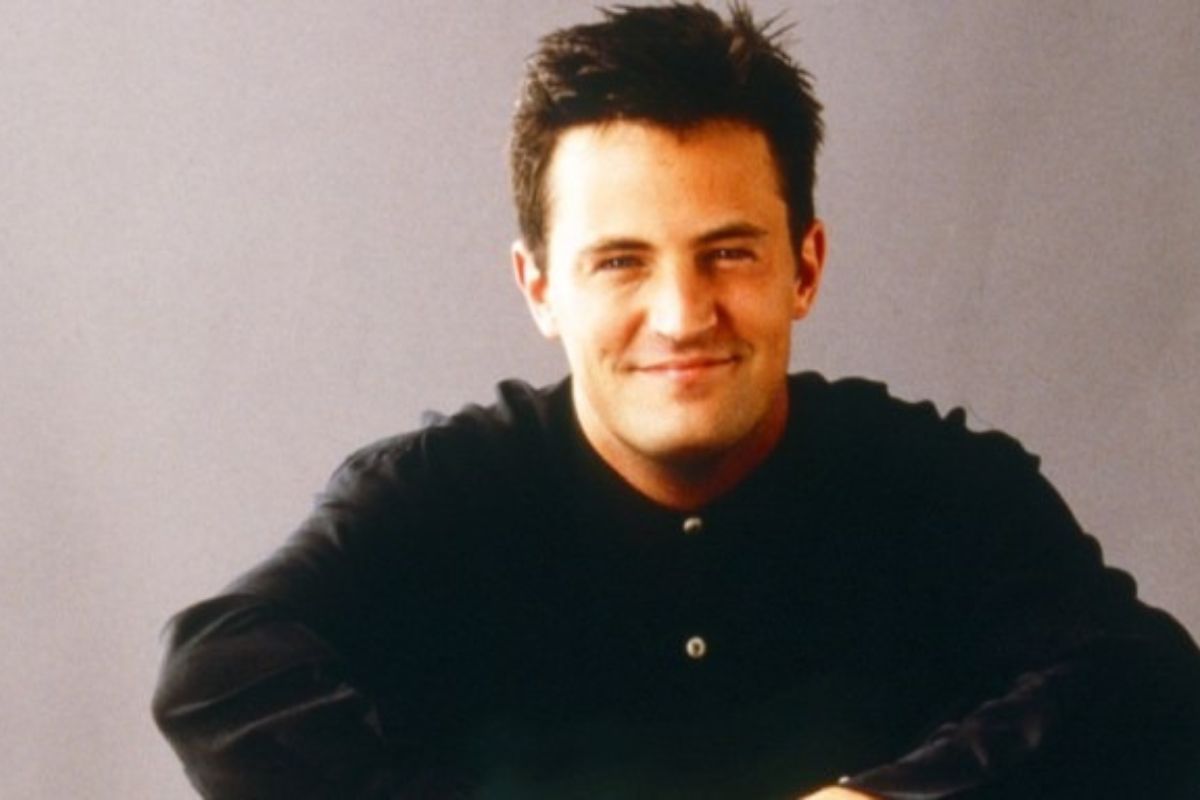 Matthew Perry: Nam diễn viên ngôi sao của phim Friends qua đời ở tuổi 54