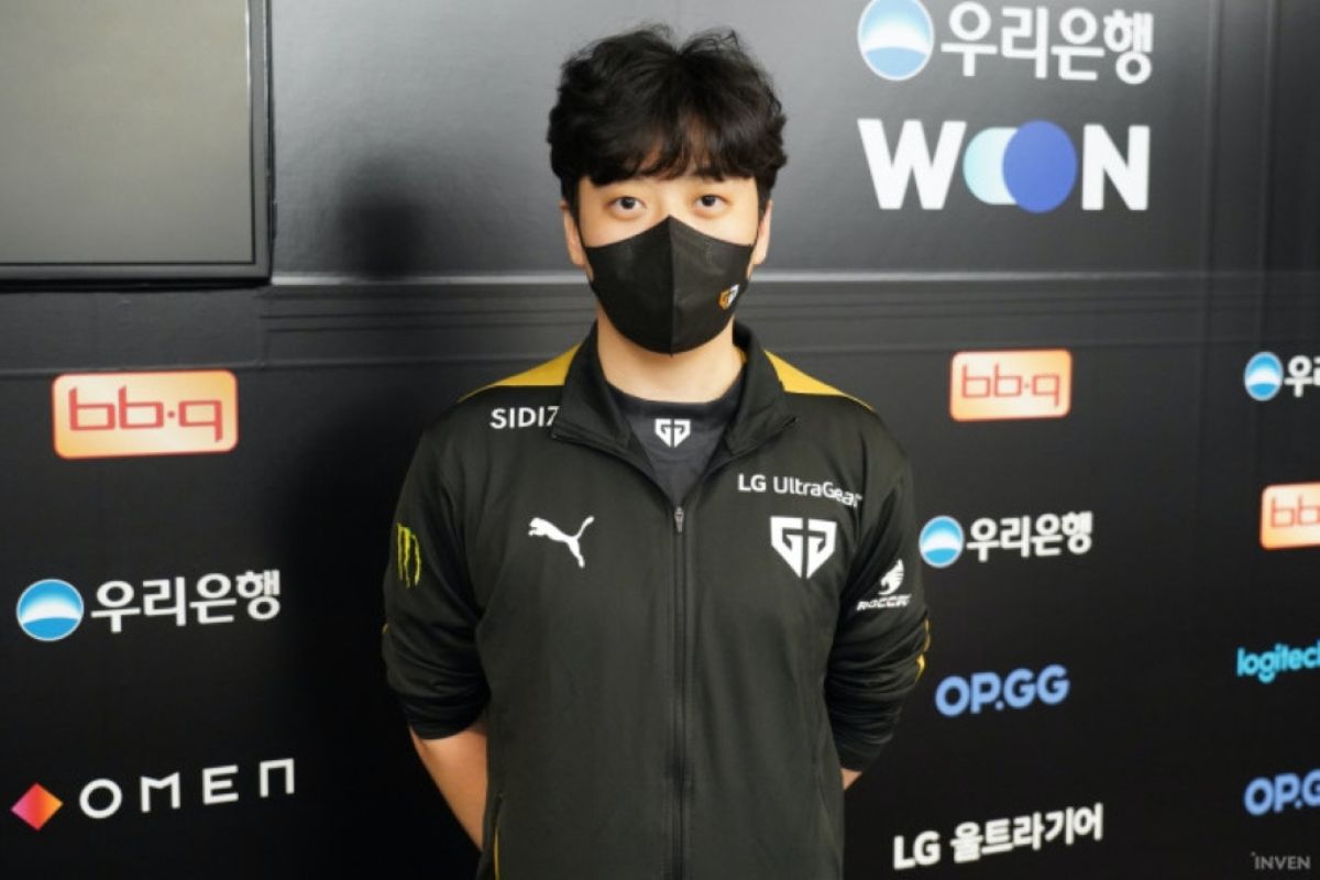 Gen.G Score nói về trận thua trước BLG: "Với tư cách là huấn luyện viên trưởng, nó là lỗi của tôi"