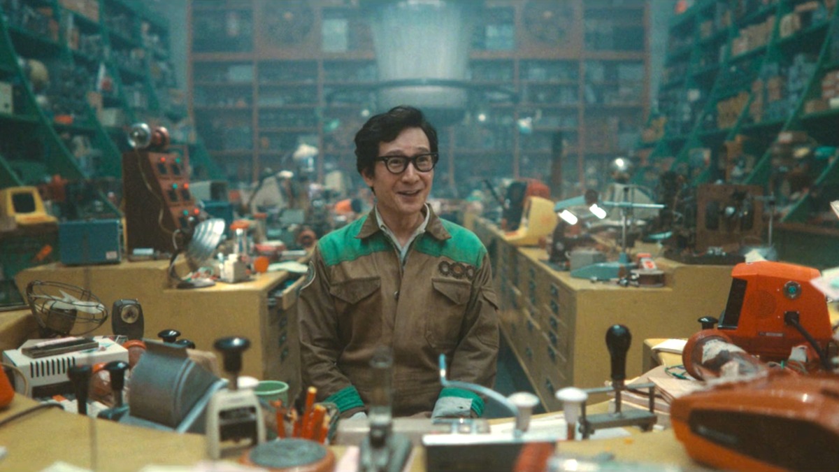 Loki Mùa 2: Quan Kế Huy bày tỏ sự lạc quan về vai diễn Ouroboros của mình trong tương lai