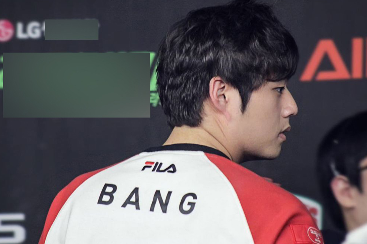 LMHT: Bị ngó lơ khi nhắc đến những Xạ thủ Huyền thoại, vợ sắp cưới của Bang bất bình lên tiếng